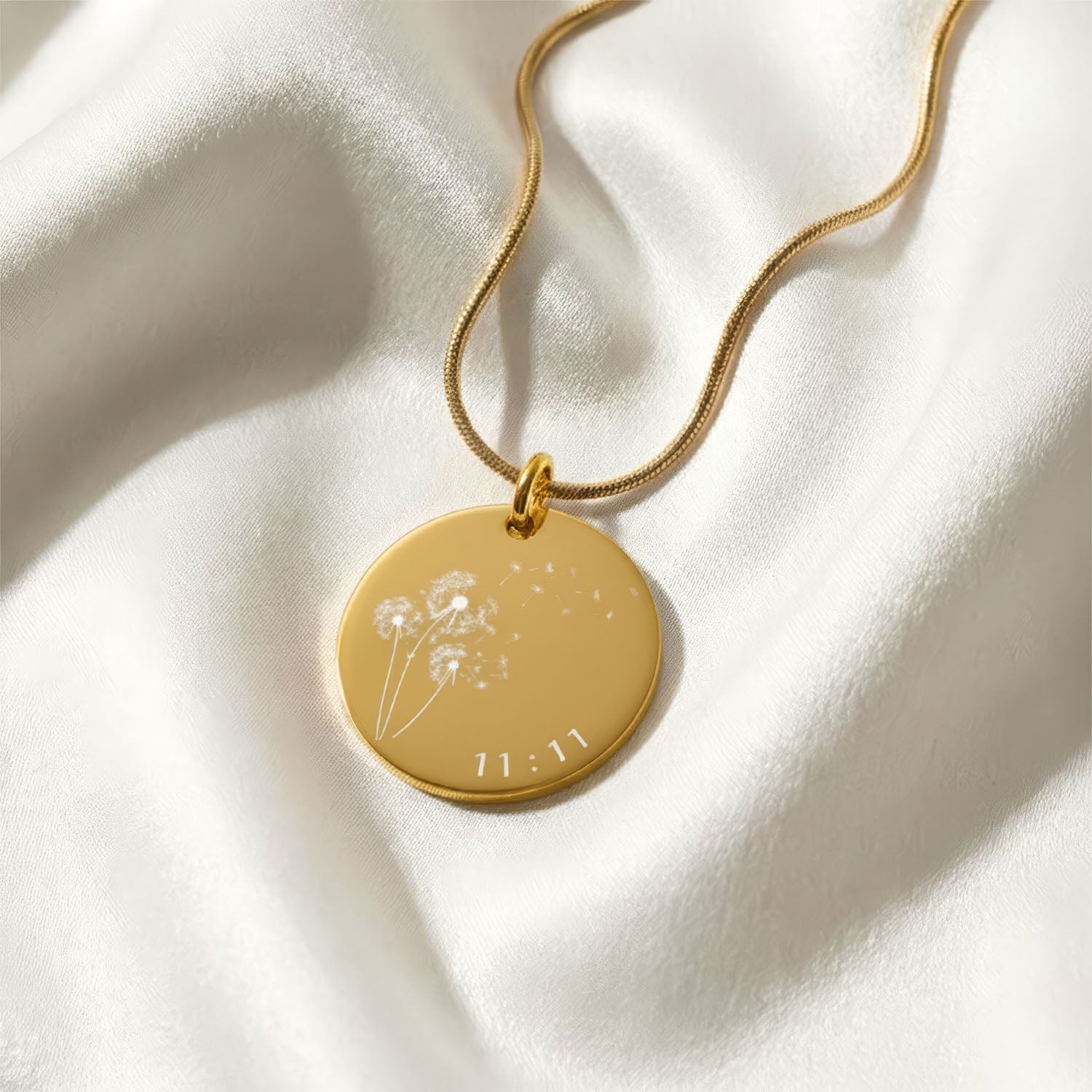 Dandelion Circle Necklace Silver