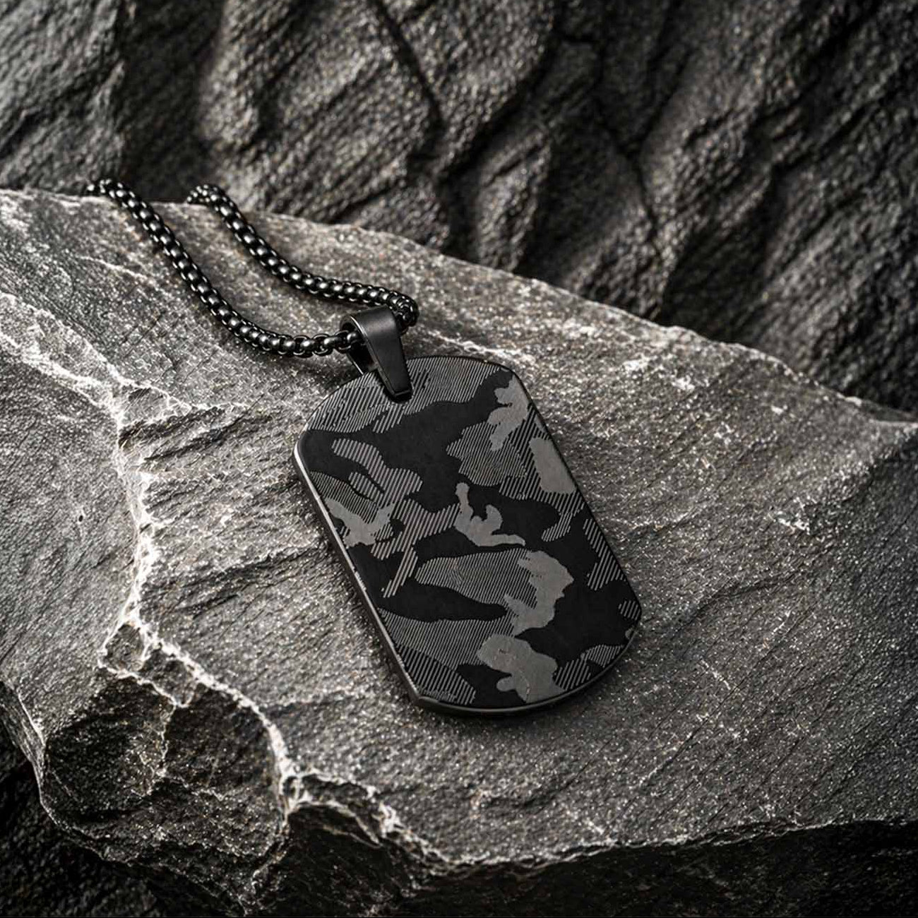 Classic Camo Army Dog Tag Necklace