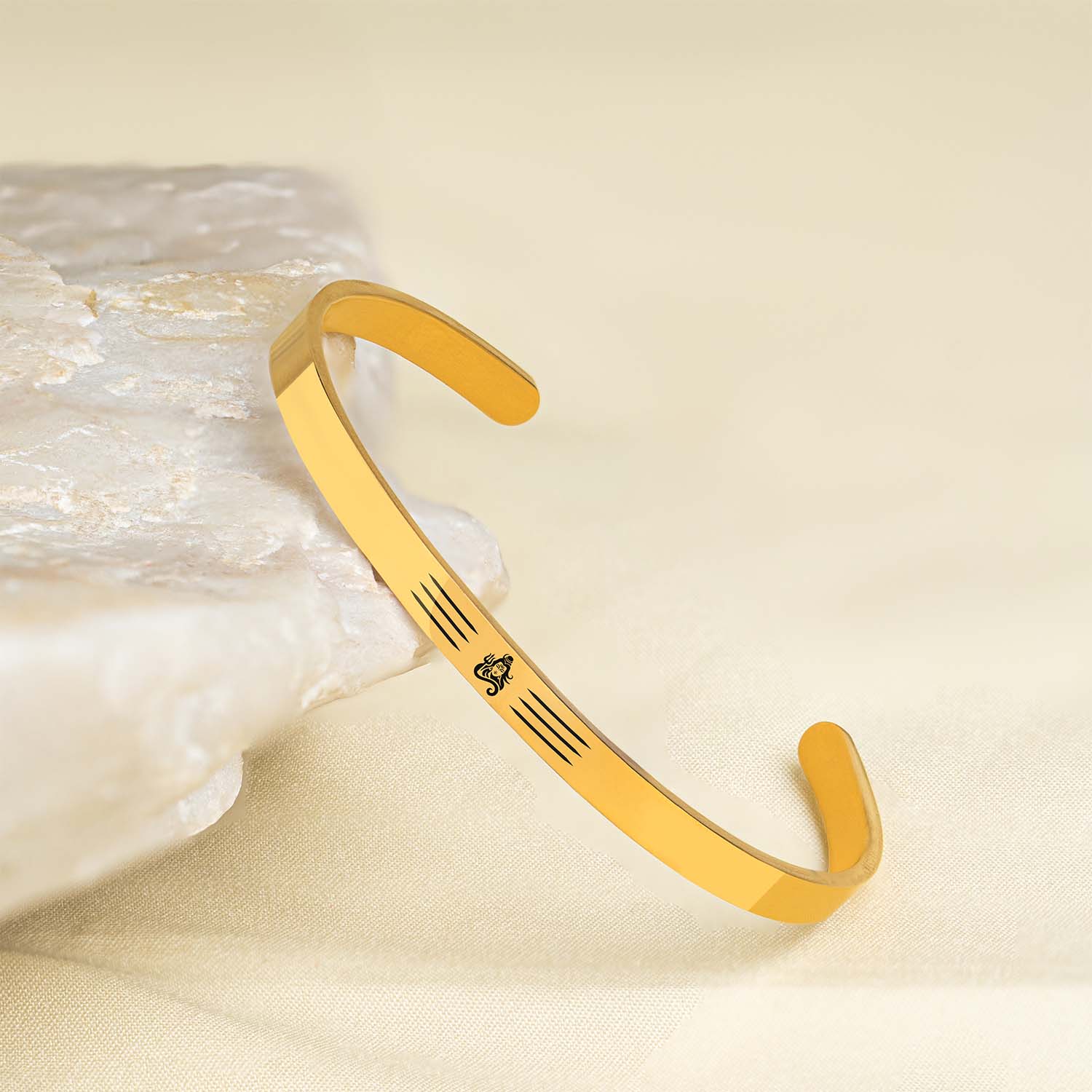 Mahakaal Gloss Cuff Adjustable Bracelet Gold