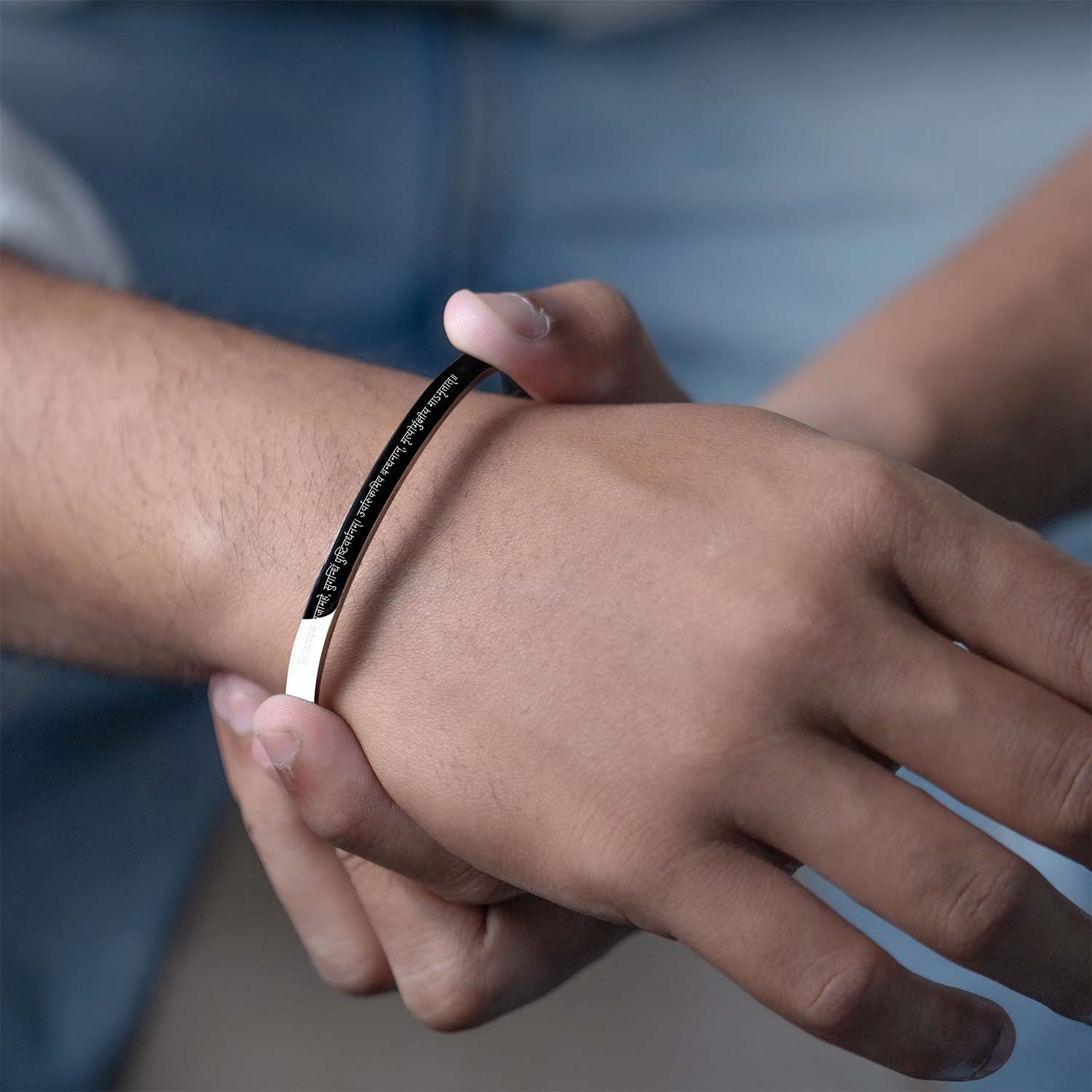 Maha Mrintujay Mantra Gloss Cuff Adjustable Bracelet Black