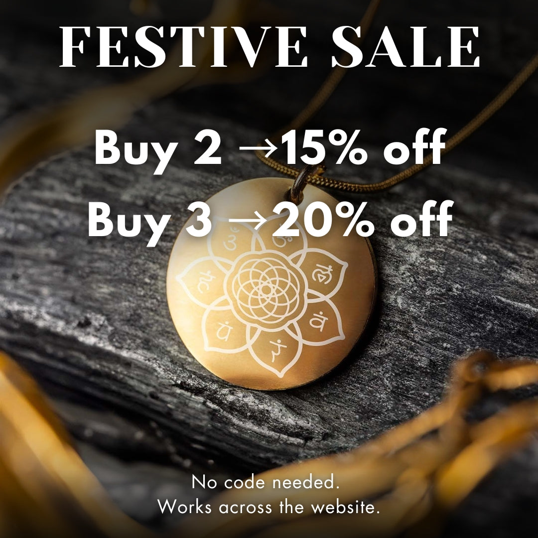 Holycross Circle Necklace Gold