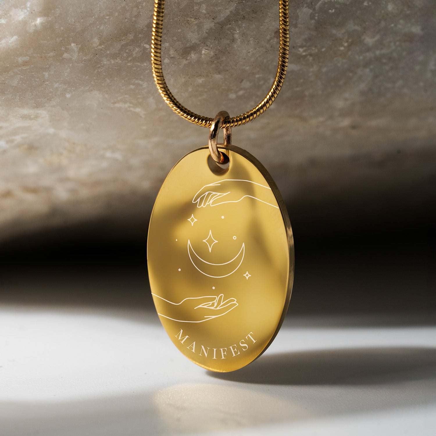 Manifest Oval Necklace Gold