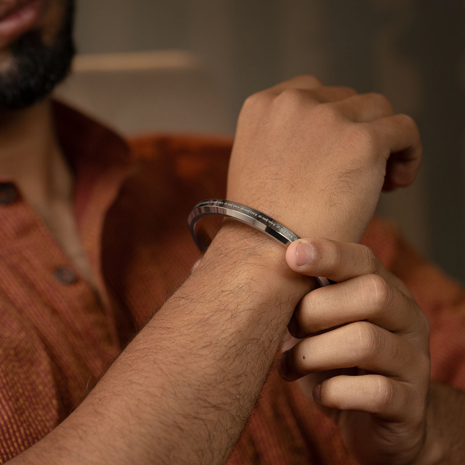 Om Sai Ram MicroCarved Round Flat Kada Silver